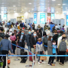 Sân bay Nội Bài hôm nay vẫn đón hơn 1.700 hành khách