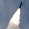 Triều Tiên tiếp tục phóng tên lửa đạn đạo không xác định