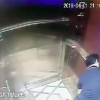 Gã đàn ông sờ soạng bé gái trong thang máy đã rời Sài Gòn