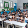 Học sinh Trung Quốc đeo băng đô kiểm soát sự mất tập trung