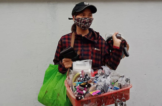 Lao động nghèo trong 