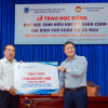 Tổng Công ty Khí Việt Nam trao tặng 500 suất học bổng trị giá 1 tỷ đồng cho học sinh nghèo hiếu học trên địa bàn tỉnh Cà Mau năm 2021