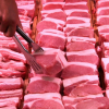 Vì sao giá thịt lợn tăng “phi mã”?