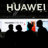 Facebook gỡ hàng loạt quảng cáo của Huawei
