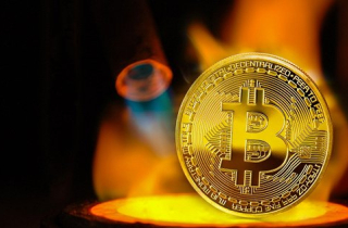 Bitcoin lại quay đầu tăng nóng