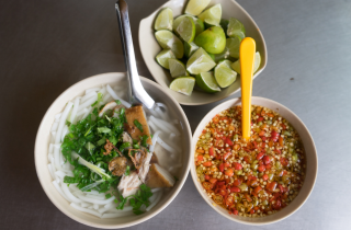 Bánh canh chả cá - đặc sản nên thử khi đến đất Phan Rang