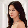 Ê kíp của Song Hye Kyo bức xúc vì nữ diễn viên bị chỉ trích 