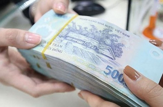 Từ 1/8, nhiều ngân hàng thương mại hạ lãi suất cho vay xuống 5,5%