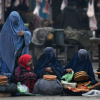 Taliban yêu cầu phụ nữ tại các đại học tư phải mặc trang phục truyền thống