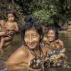 Ảnh nóng về bộ lạc đặc biệt nhất thế giới trong rừng Amazon