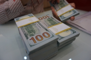 Tại sao Việt Nam không phá giá tiền đồng?