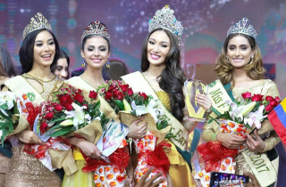 Hoa hậu Trái đất: Bê bối gạ tình, bán giải, tổ chức như hội chợ