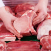Giá thịt lợn “lập đỉnh”, lỗi do ai?