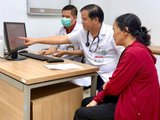 Giám đốc BV Bạch Mai trực tiếp khám miễn phí 5.000 người có công ở Ninh Bình