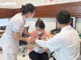 Trẻ dưới 6 tuổi được khám sức khỏe miễn phí