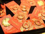 Giá vàng hôm nay 8/10: Giảm mạnh về sát 4.100 USD/ounce