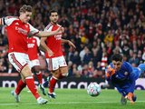 Ghi 3 bàn trong 8 phút, Arsenal thắng Lille 3-0