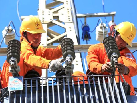 Bộ Công Thương: Áp sớm biểu giá bán lẻ điện mới, 94% khách có thể giảm tiền điện