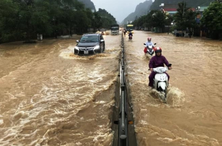 Thời tiết ngày 17/4: Miền Bắc mưa rét, đề phòng lũ quét và ngập úng