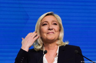 Ứng cử viên Tổng thống Pháp Le Pen bị tố biển thủ công quỹ