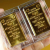 Tăng ngược chiều thế giới, giá vàng SJC đắt hơn 16 triệu đồng/lượng