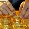 Giá vàng ngày 2/6: Vàng thế giới bật tăng, trong nước ổn định