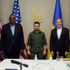 Gặp Tổng thống Zelensky, quan chức Mỹ cam kết cung cấp thêm vũ khí cho Ukraine