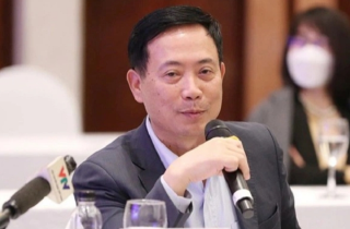 Cách chức Chủ tịch Ủy ban Chứng khoán Nhà nước Trần Văn Dũng
