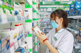 Bộ Y tế sẽ có giải pháp tổng thể giải quyết vấn đề thiếu thuốc, thiết bị y tế