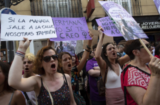 Từ vụ cáo buộc hiếp dâm, cần hiểu luật pháp Tây Ban Nha quy định như thế nào?