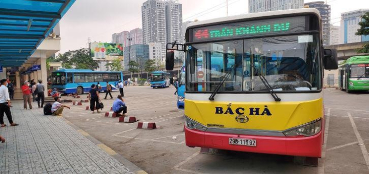 ha-noi-doanh-nghiep-het-tien-xin-ngung-khai-thac-5-tuyen-buyt