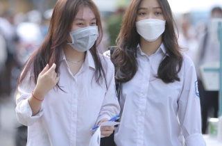 Thí sinh cả nước bước vào ngày thứ 2 kỳ thi tốt nghiệp THPT 2022