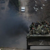 Nga pháo kích chặn đường rút của lính Ukraine ở Donetsk