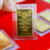 Vàng miếng SJC 'bốc hơi' 1,2 triệu đồng/lượng