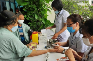 Mỗi người già Việt mắc ít nhất 3 bệnh, đặc biệt là bệnh mạn tính