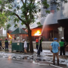 Cháy biệt thự ở Hà Nội, 1 cảnh sát PCCC bị thương