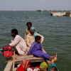 Đất liền hóa thành biển, Pakistan cầu cứu giữa thảm họa lũ lụt