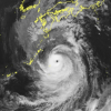 Gần 2 triệu dân Nhật Bản tìm nơi trú ẩn trước siêu bão Nanmadol