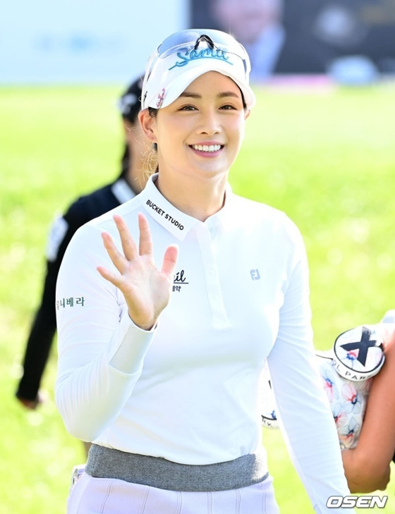 img-bgt-2021-park-gyeol-2-1665105182-width560height729