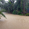 Mưa lớn gây ngập lụt nhiều nơi tại miền Trung