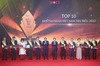 Thủ tướng tham dự Lễ kỷ niệm Ngày Doanh nhân Việt Nam - Tôn vinh doanh nhân Việt Nam tiêu biểu 2022