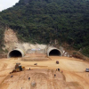 Công ty CP Tập đoàn xây dựng Miền Trung liên tục bị cảnh cáo vì chậm tiến độ cao tốc Bắc- Nam