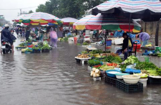 Bảo đảm an toàn thực phẩm và nguồn nước trong mùa mưa lũ