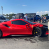 Sau tai nạn, người đàn ông trên siêu xe Ferrari bình tĩnh gọi điện rồi rời đi