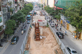 Dự án cầu vượt Chùa Bộc- Phạm Ngọc Thạch: Ì ạch thi công do năng lực nhà thầu yếu kém?