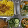 Ngộ độc thực phẩm tại trường iSchool Nha Trang: Ai chịu trách nhiệm?