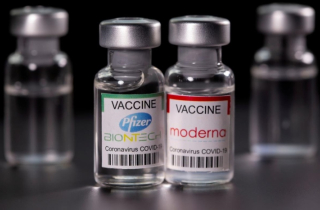 FDA phê duyệt vaccine COVID-19 mới cập nhật cho trẻ em dưới 5 tuổi