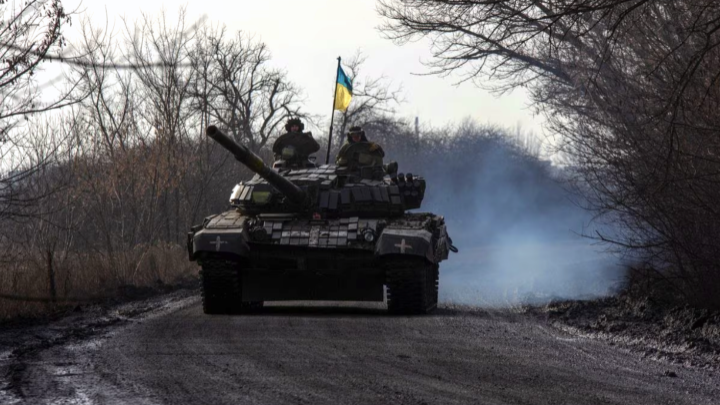 Quan chức Mỹ khuyên Ukraine nên chờ đợi