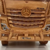 Mercedes-Benz Actros bằng gỗ tinh xảo của thợ Việt