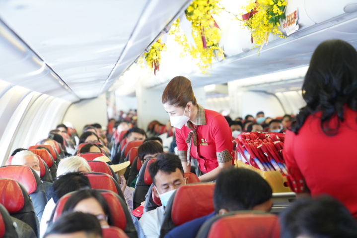 Vietjet cabin crews